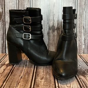 Forever 21 Short Ankle Heel Boots